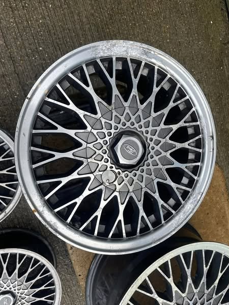 set de 4 jantes cosworth set de 4 jantes cosworth