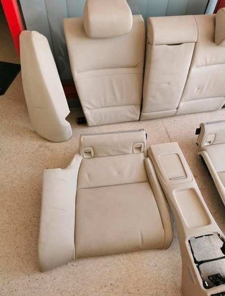 sièges avant et arrière complets sièges avant et arrière complets