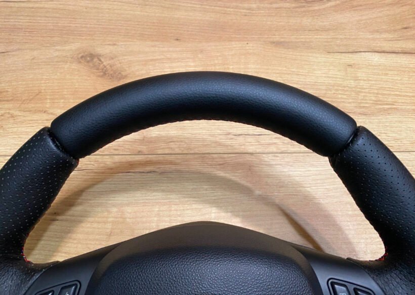 volant bmw e90 e91 e92 e93 e82 e87 e88 sport. volant bmw e90 e91 e92 e93 e82 e87 e88 sport.