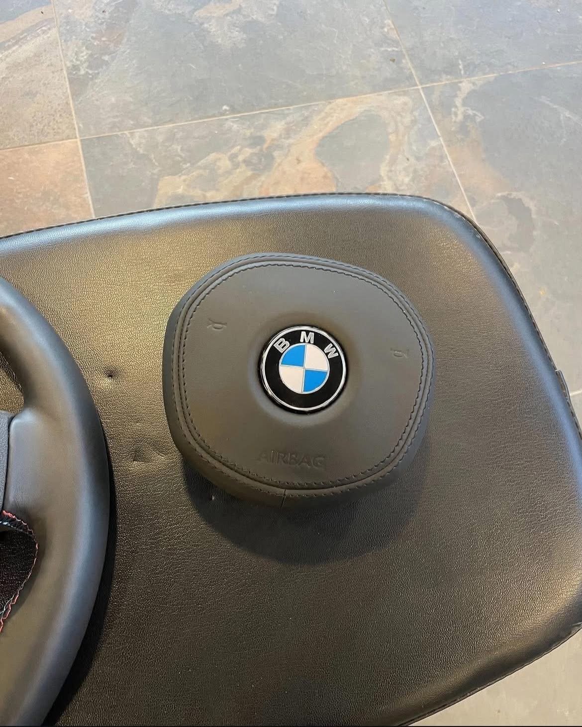 volant bmw m5 f90 avec airbag d'origine volant bmw m5 f90 avec airbag d'origine