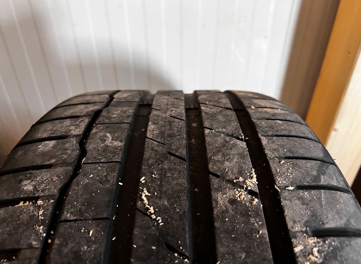 rondell 0058 18 pouces avec pneus rondell 0058 18 pouces avec pneus