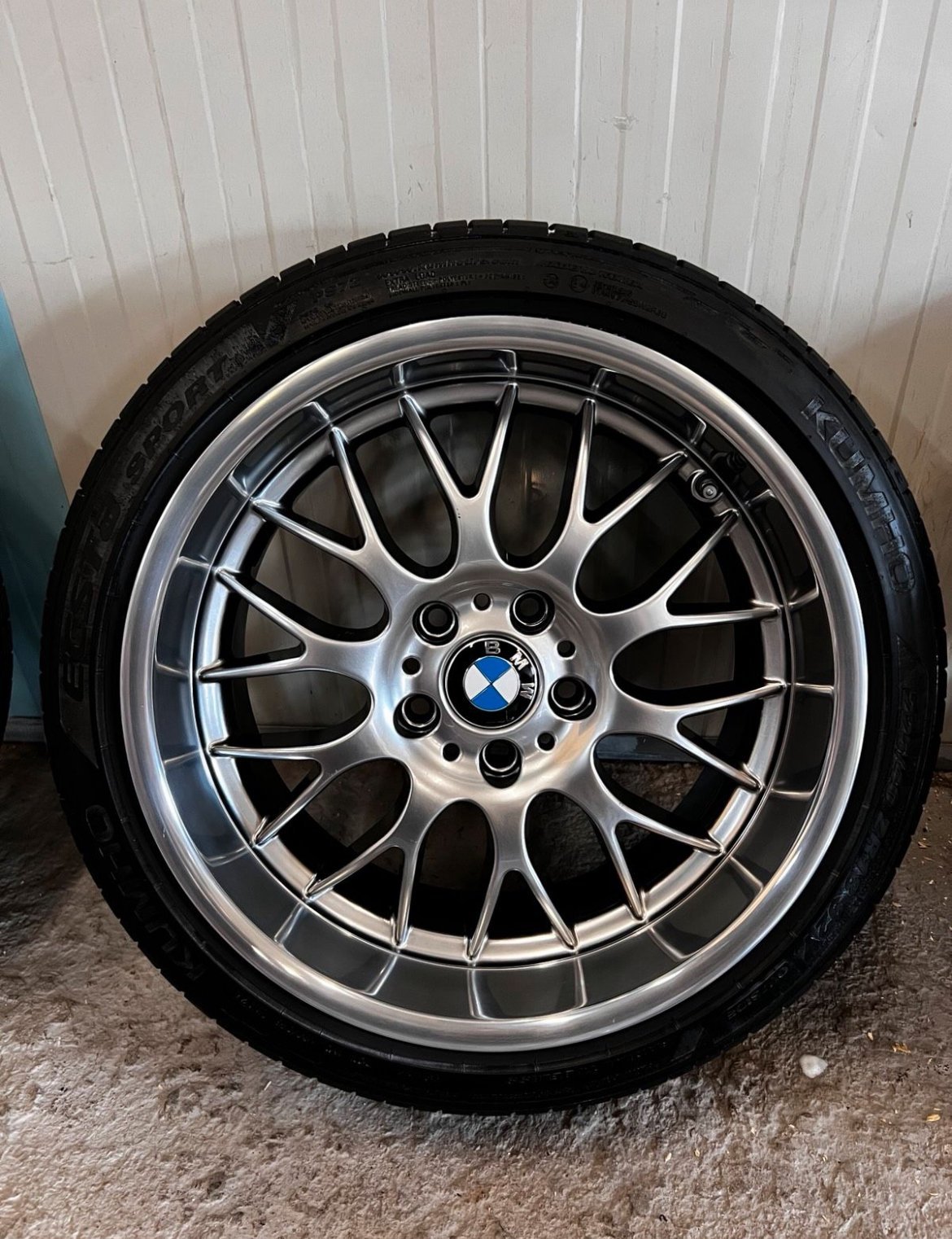 rondell 0058 18 pouces avec pneus rondell 0058 18 pouces avec pneus