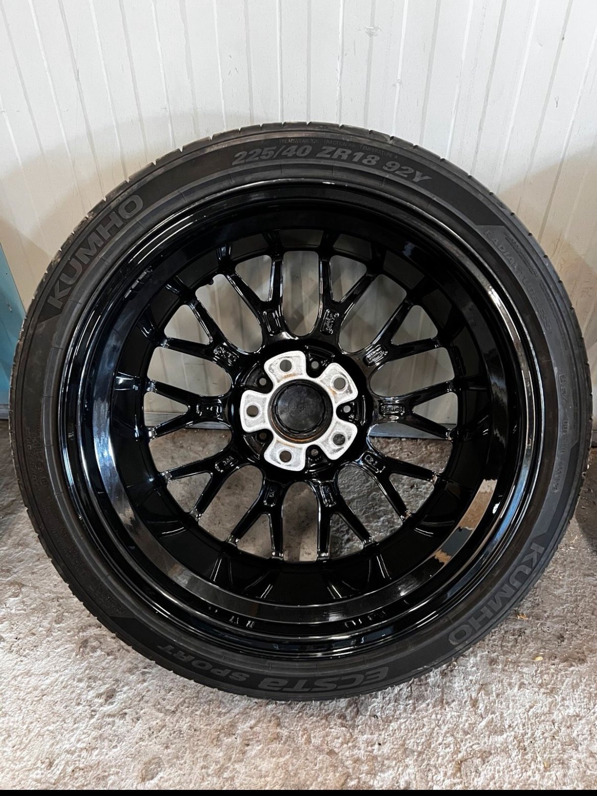 rondell 0058 18 pouces avec pneus rondell 0058 18 pouces avec pneus