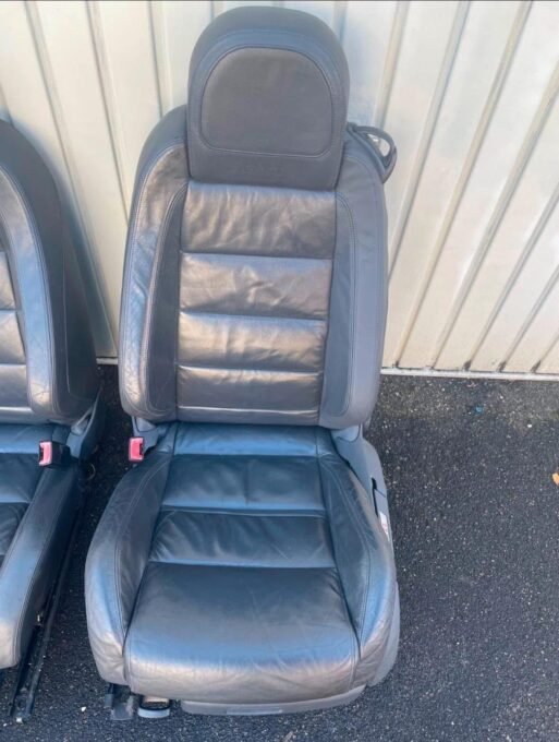 À vendre : volkswagen golf 5 gti d'occasion avec intérieur cuir À vendre : volkswagen golf 5 gti d'occasion avec intérieur cuir