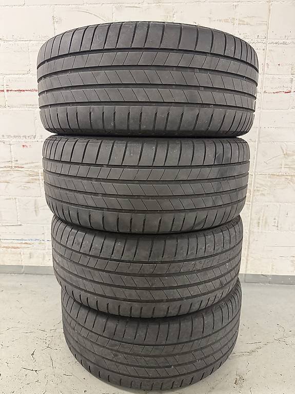 paire de jantes alliage vw 18” springfield + pneus été paire de jantes alliage vw 18” springfield + pneus été