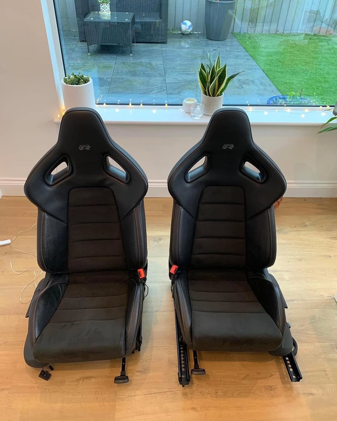 sièges arrière recaro – vw golf mk5 / mk6 / mk7 / scirocco sièges arrière recaro – vw golf mk5 / mk6 / mk7 / scirocco